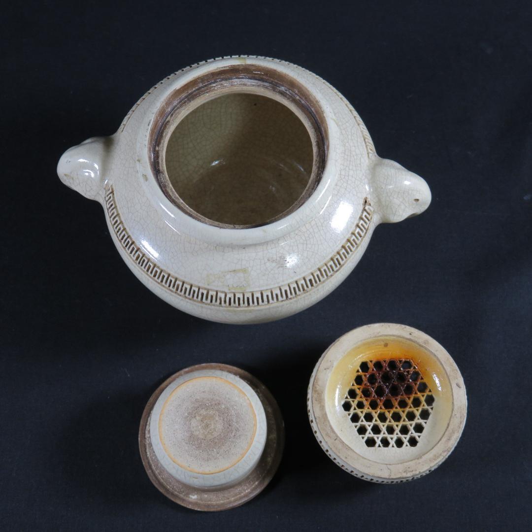 香炉 白磁 貫入 使用感あり 三つ足 象耳 双耳 工芸品中国
