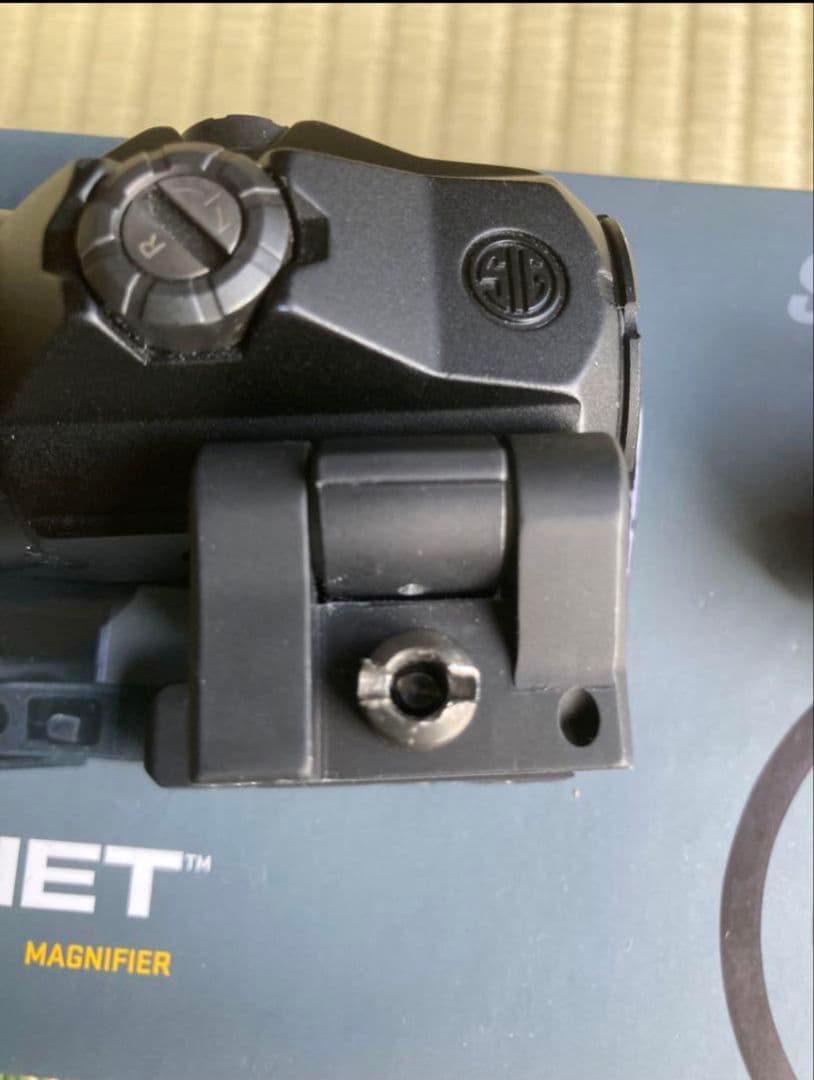 実物 SIG SAUER 4倍 マグニファイア