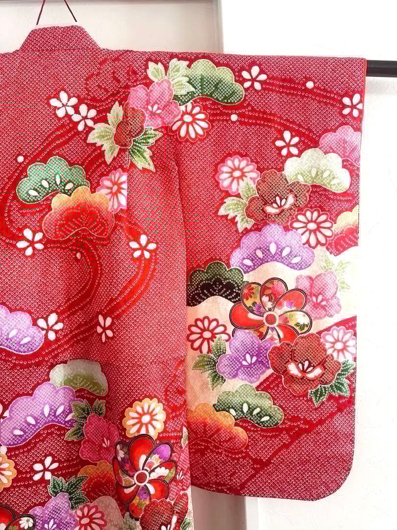 美品 七五三 三歳 女の子 正絹 赤 花柄 豪華お着物・長襦袢セット