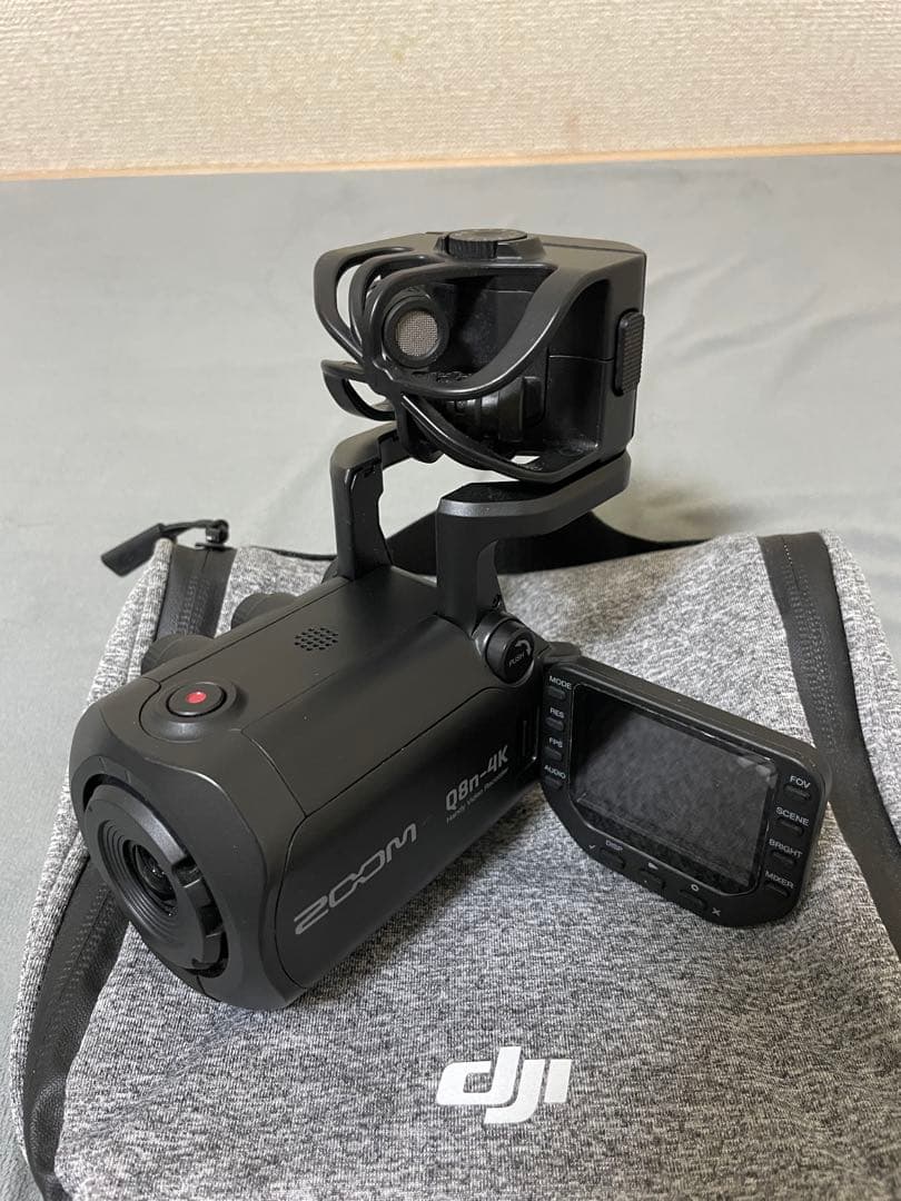 Zoom Q8n-4K ビデオレコーダー