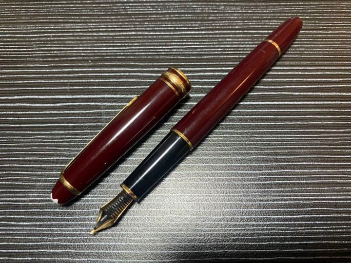 モンブラン マイスターシュテュック 144 万年筆 F（細字） 全金