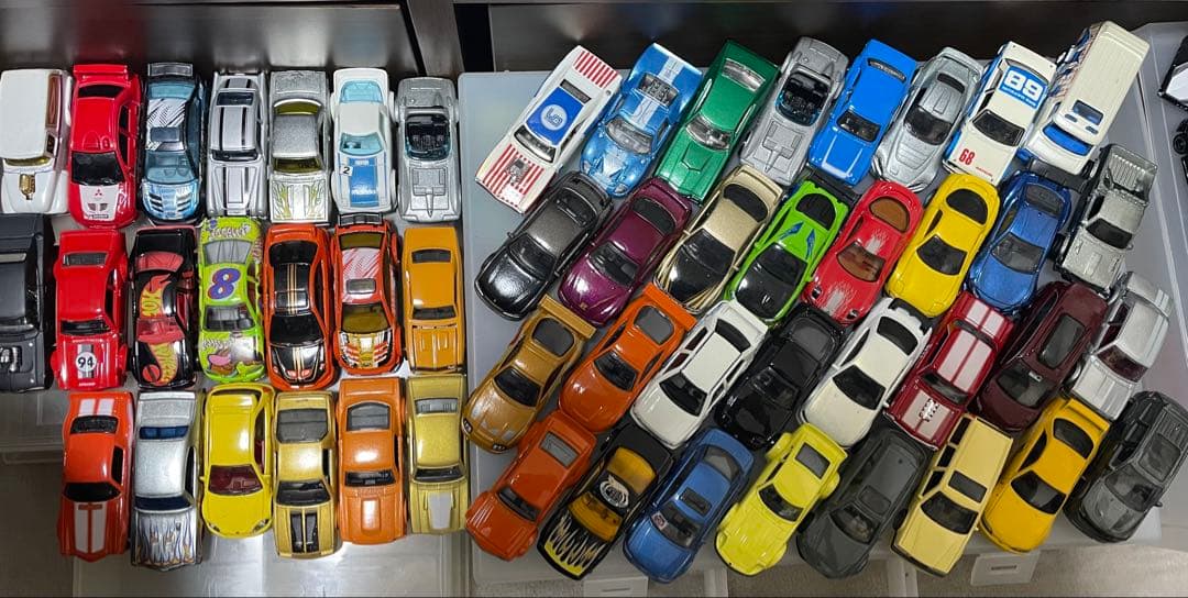 値下げ　大量引退品　トミカ廃盤品まとめ売り＋ホットウィール　総数700台以上