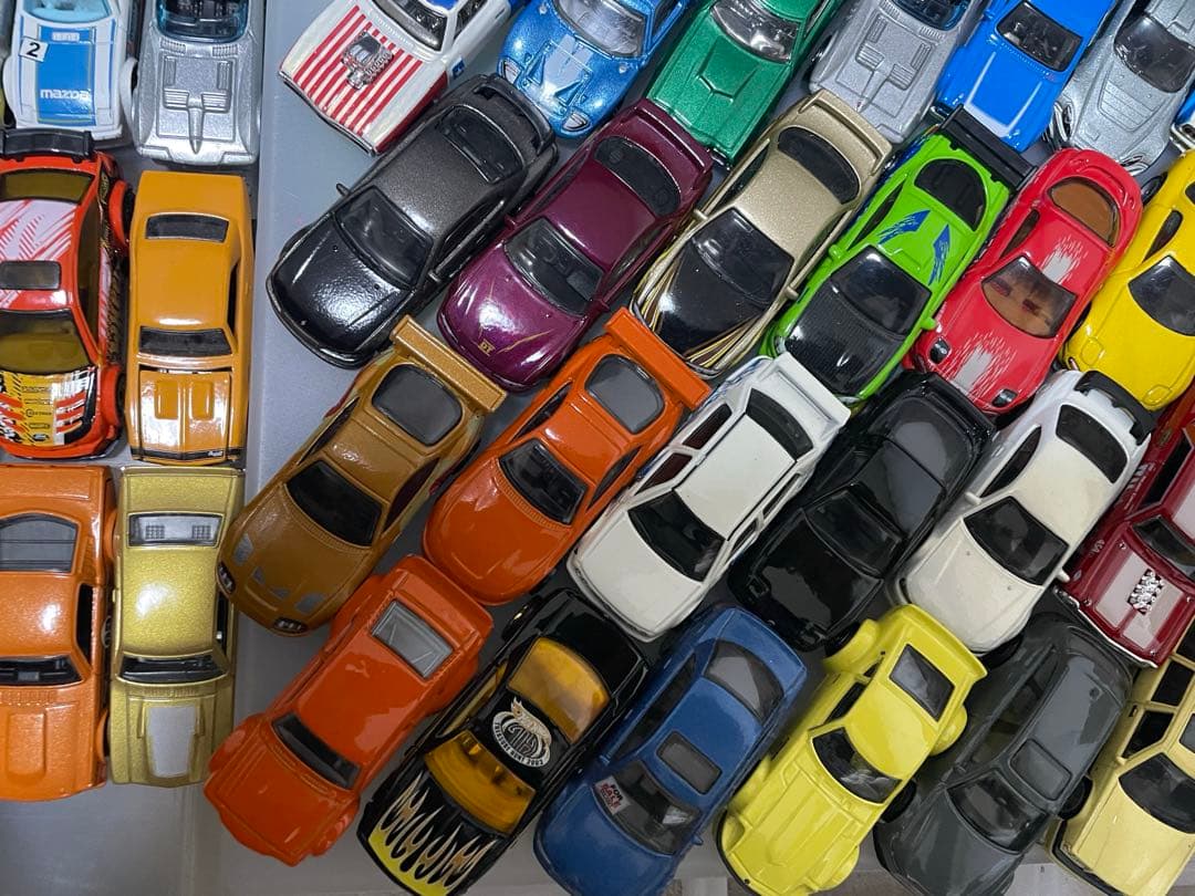 値下げ　大量引退品　トミカ廃盤品まとめ売り＋ホットウィール　総数700台以上