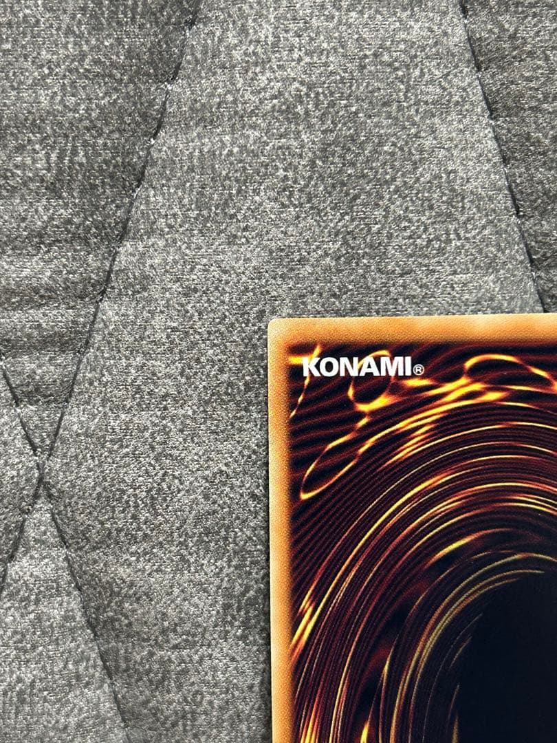 ブラック・ローズ・ドラゴン　ホロ　美品