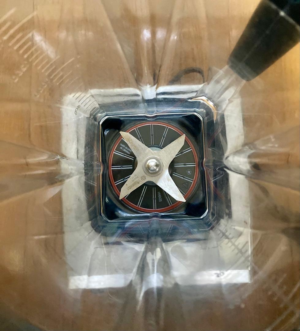 Vitamix バイタミックス TNC5200 VM0111ブレンダー ミキサー