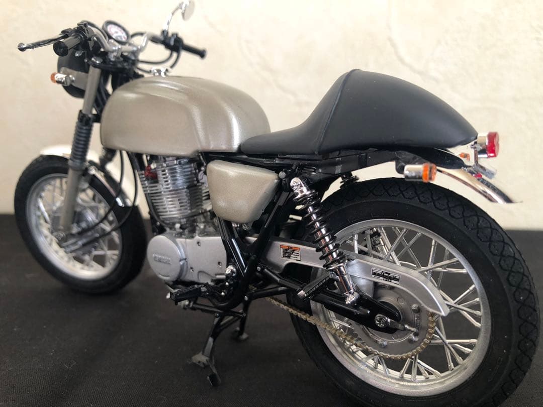 ヤマハSR400・特攻の拓-龍神 天羽時貞仕様プラモ完成品/ケース付付き