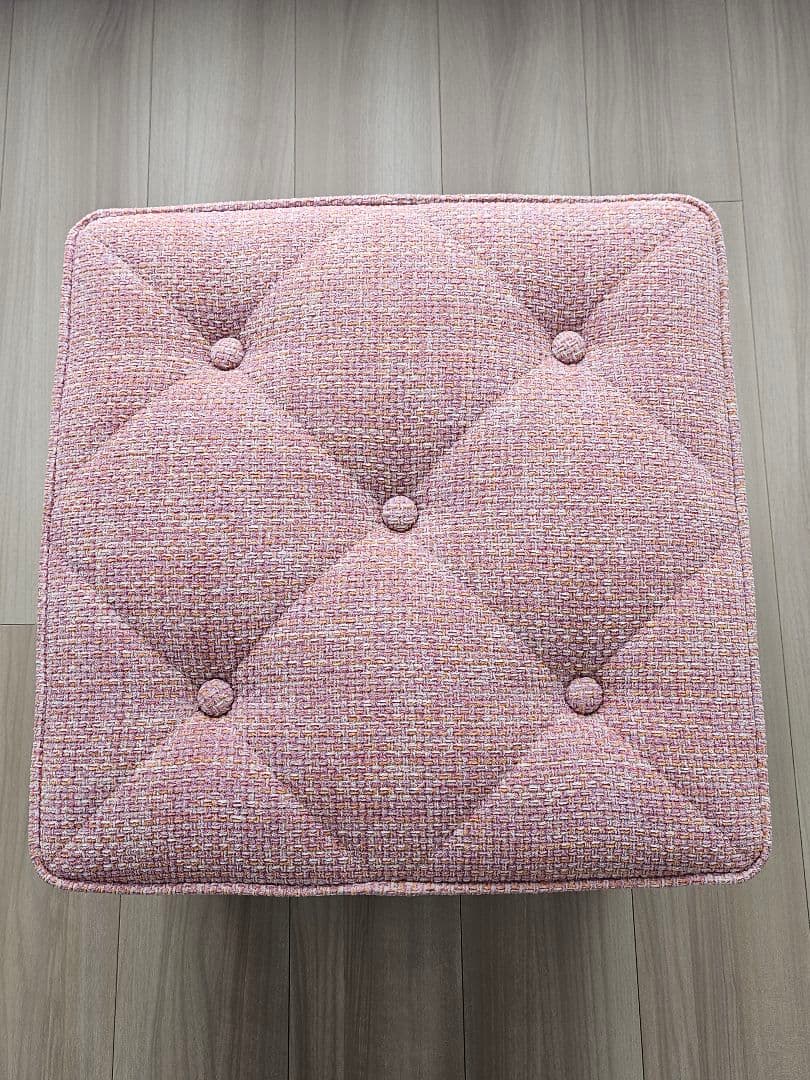 やきいも！　　土日発送のみ‼　カリモク60　オットマン　ピンク