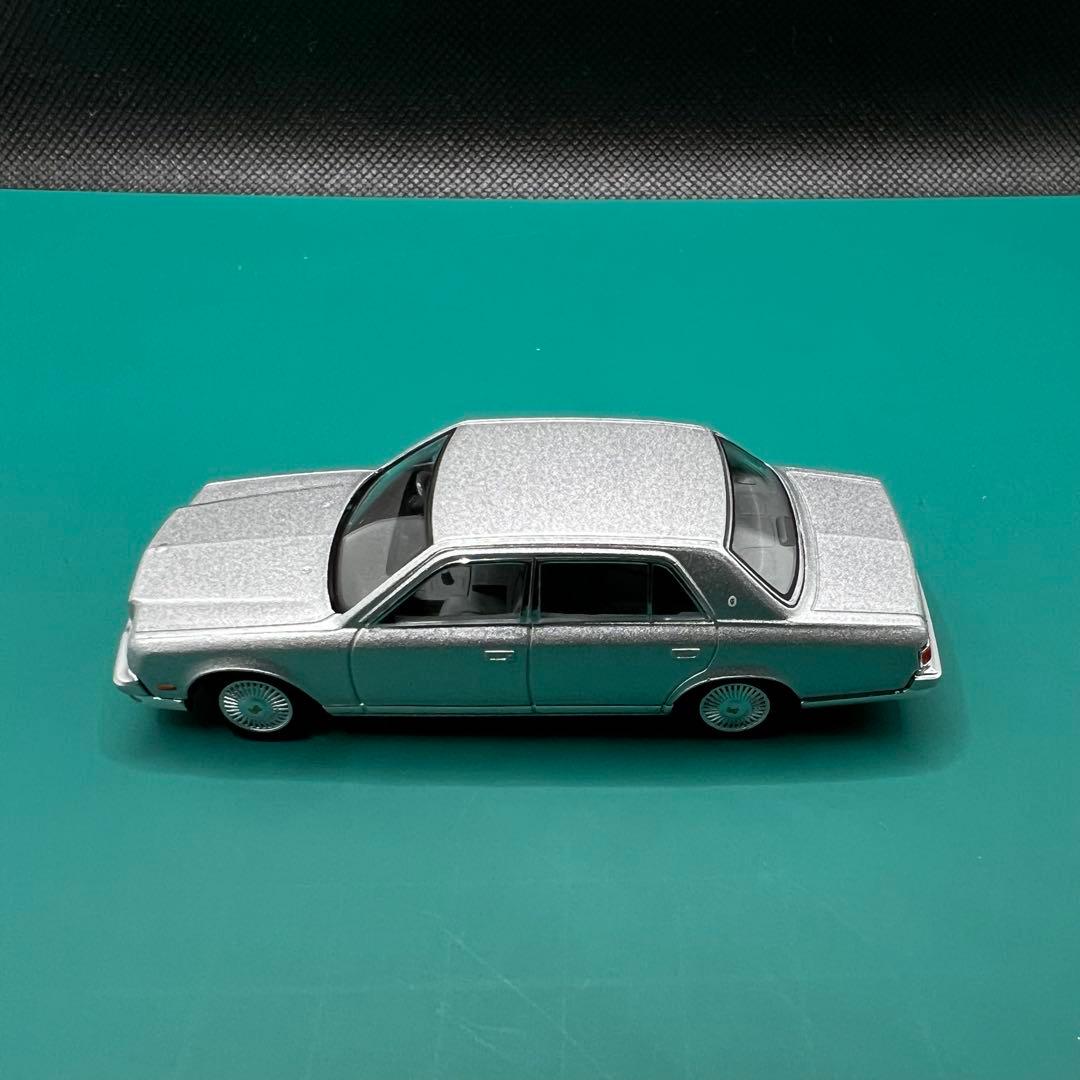 センチュリー　トミカリミテッドヴィンテージ ネオ　LV-N105d 銀　シルバー