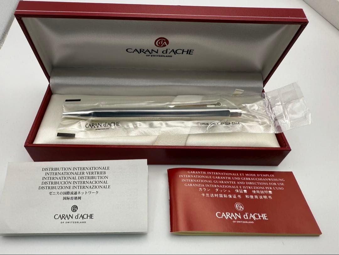 未使用 カランダッシュ(CARAN d'ACHE )ボールペン シルバー 楽天市場】CARAN d'ACHE カランダッシュ Ecridor Collection