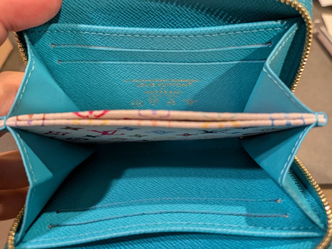 LOUIS VUITTON ルイヴィトン　エピレザー ケース　村上隆