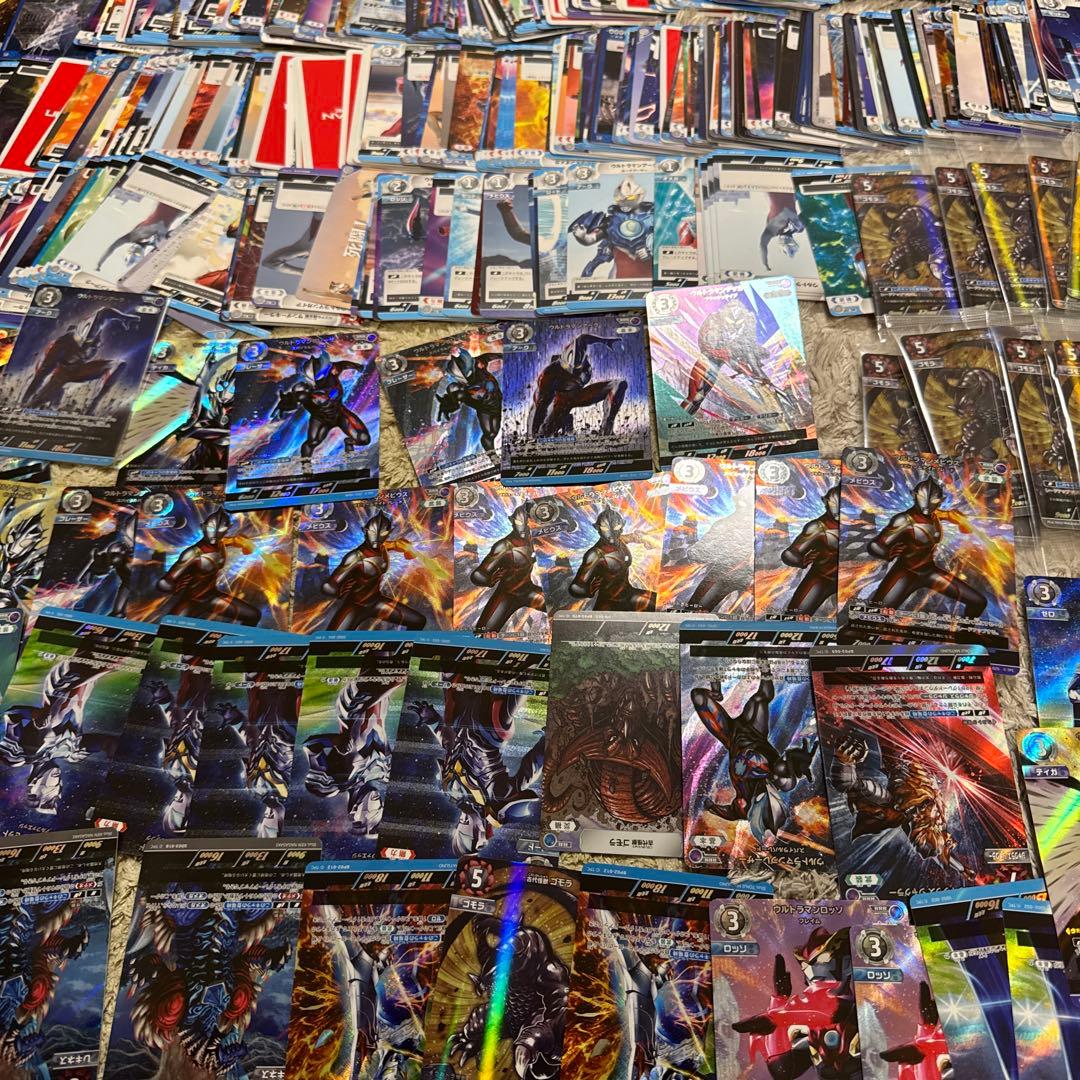 ウルトラマンカード　他　大量まとめ売り【5213