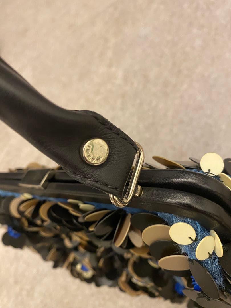 Marniマルニワンハンドルバックビジュークラッチ