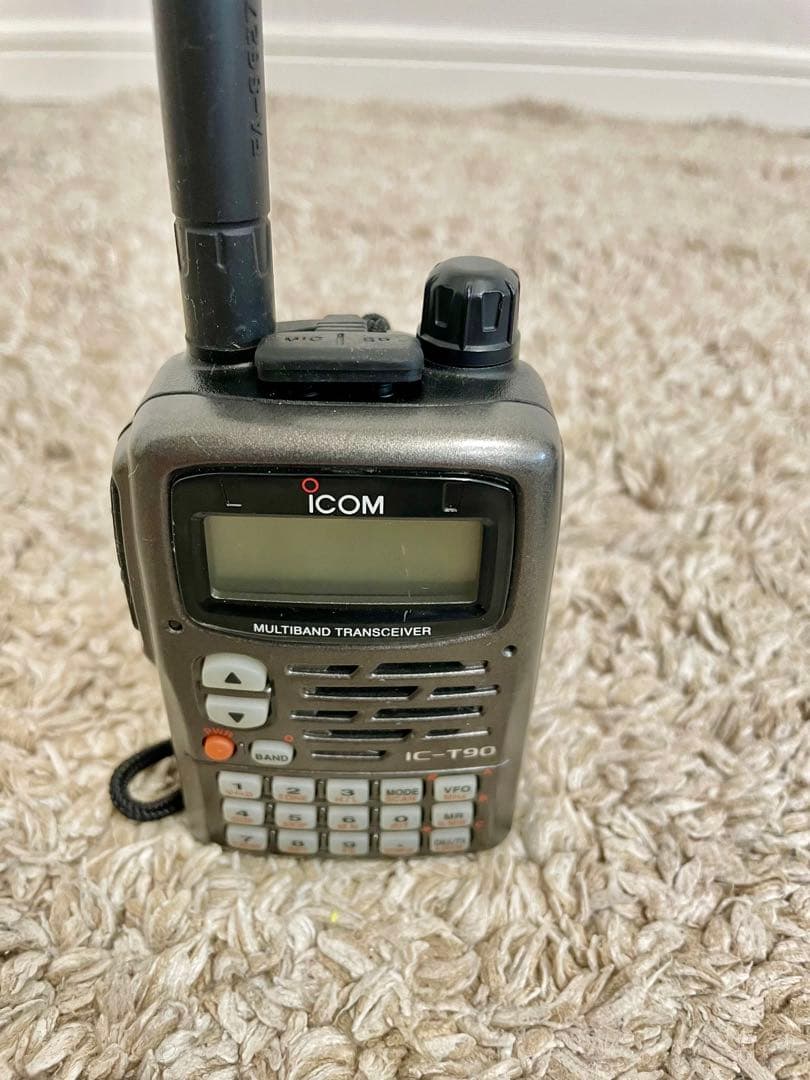 icom IC-T90 50/144/430MHz マルチバンドトランシーバー