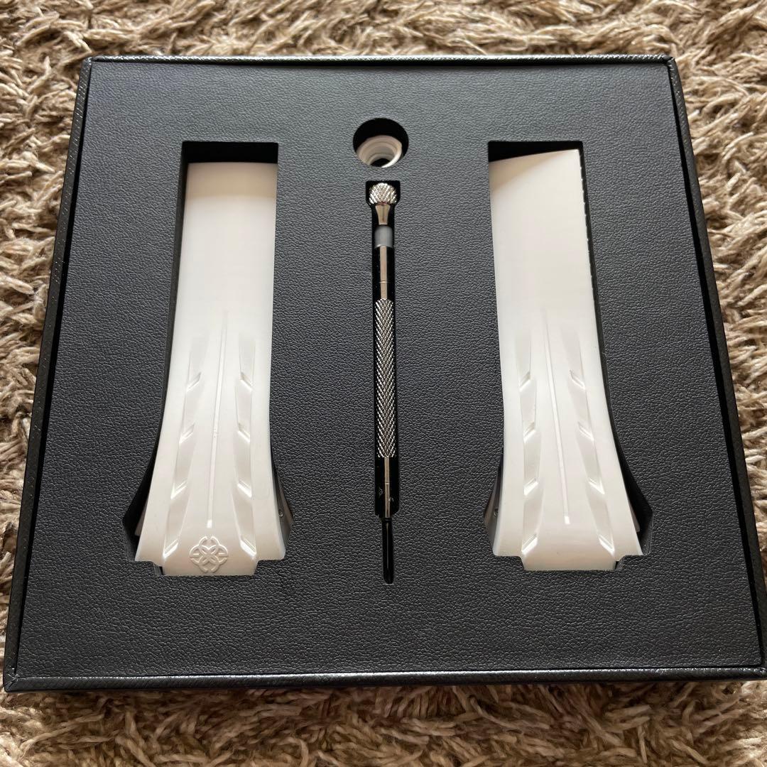 ゴールデンコンセプト　ウォッチベルト