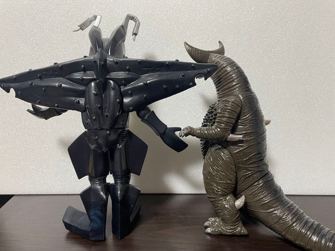 ウルトラマンパワード怪獣・宇宙人16体セット（色違いダダ含む）+おまけ