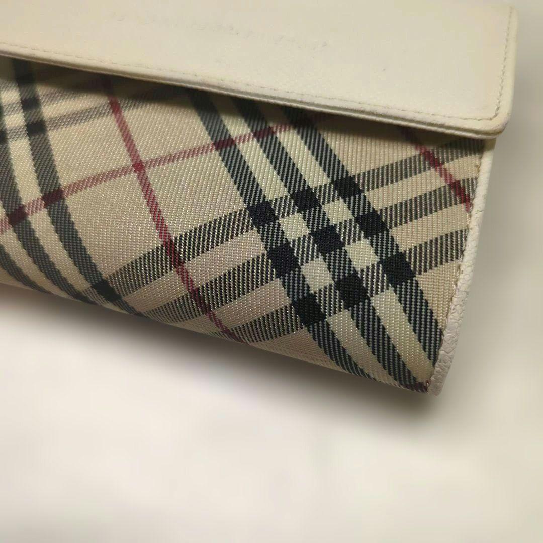 Burberry❉ ノバチェック＆ホワイト 三つ折り財布 がま口タイプ - メルカリ