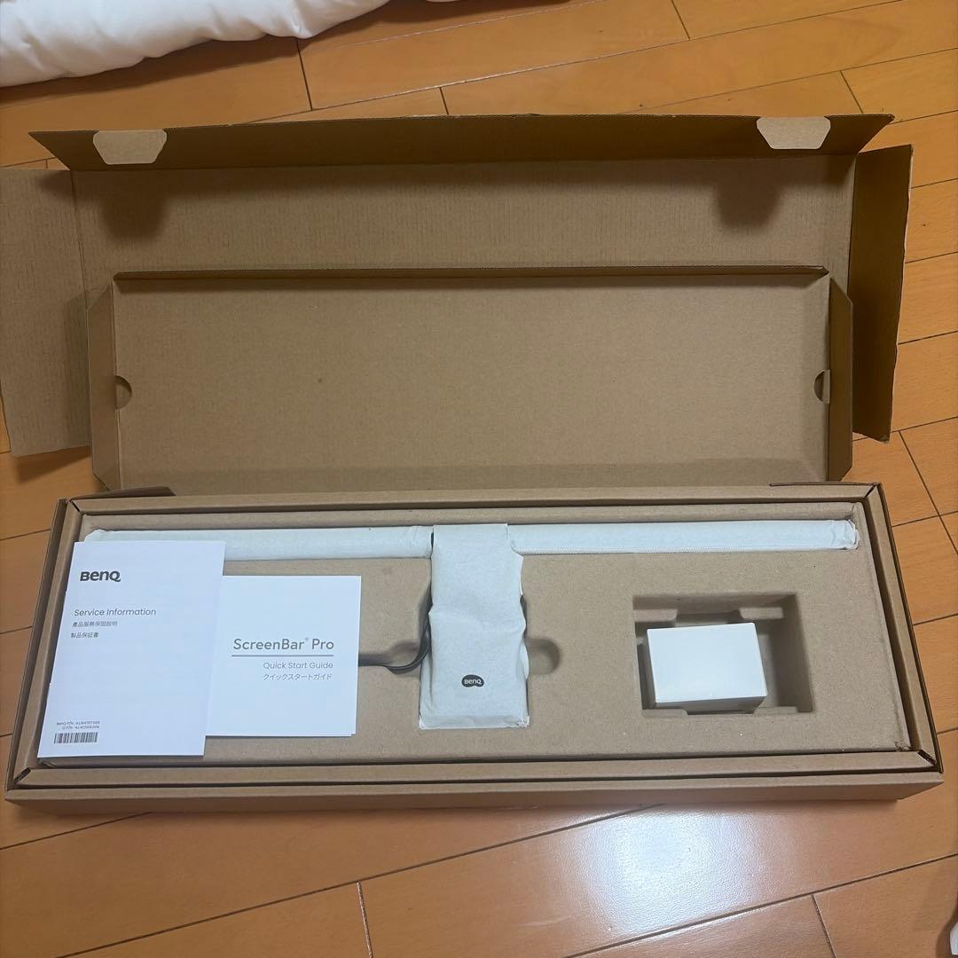 【美品】BenQ Screen Bar Pro ブラック BenQ ScreenBar Proレビュー！自動ON/OFF搭載。手元を明るく、広く