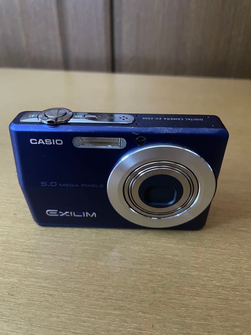 CASIO EXILM EX-Z500 充電器付き - メルカリ