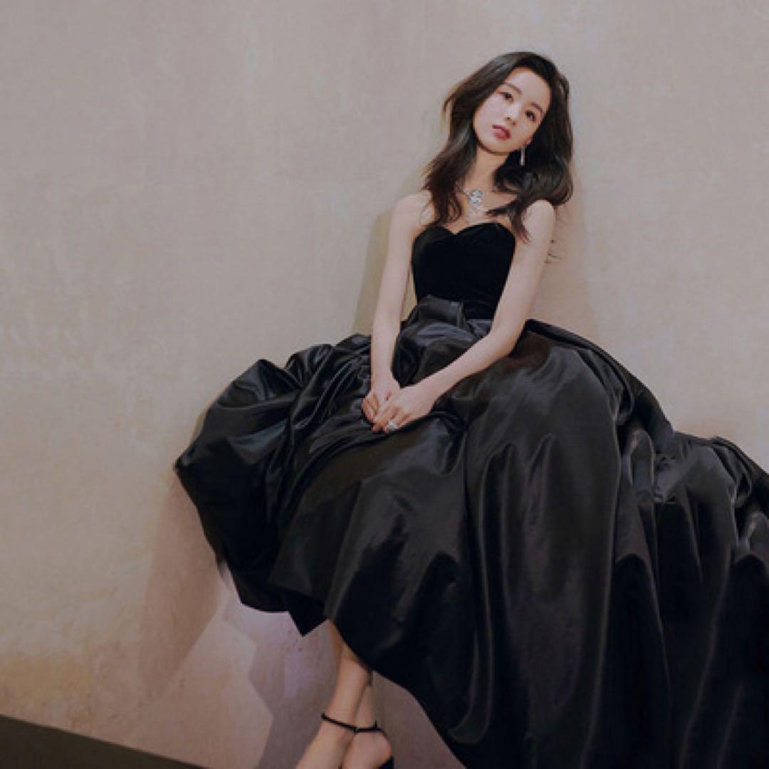 ウェディングドレス ブラック 前撮り 二次会 カラードレス 結婚式 ウェディング