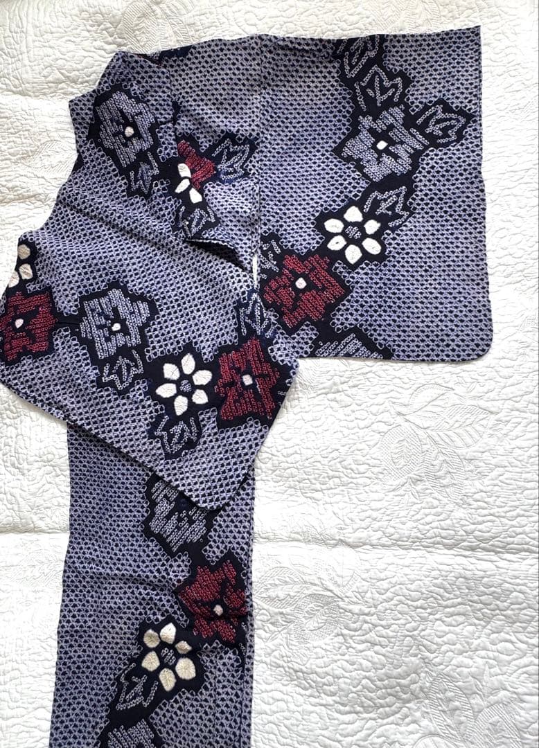 高身長の方にも 粋な大人の浴衣 ◆ 有松絞り シンプルな花繋ぎ 逸品