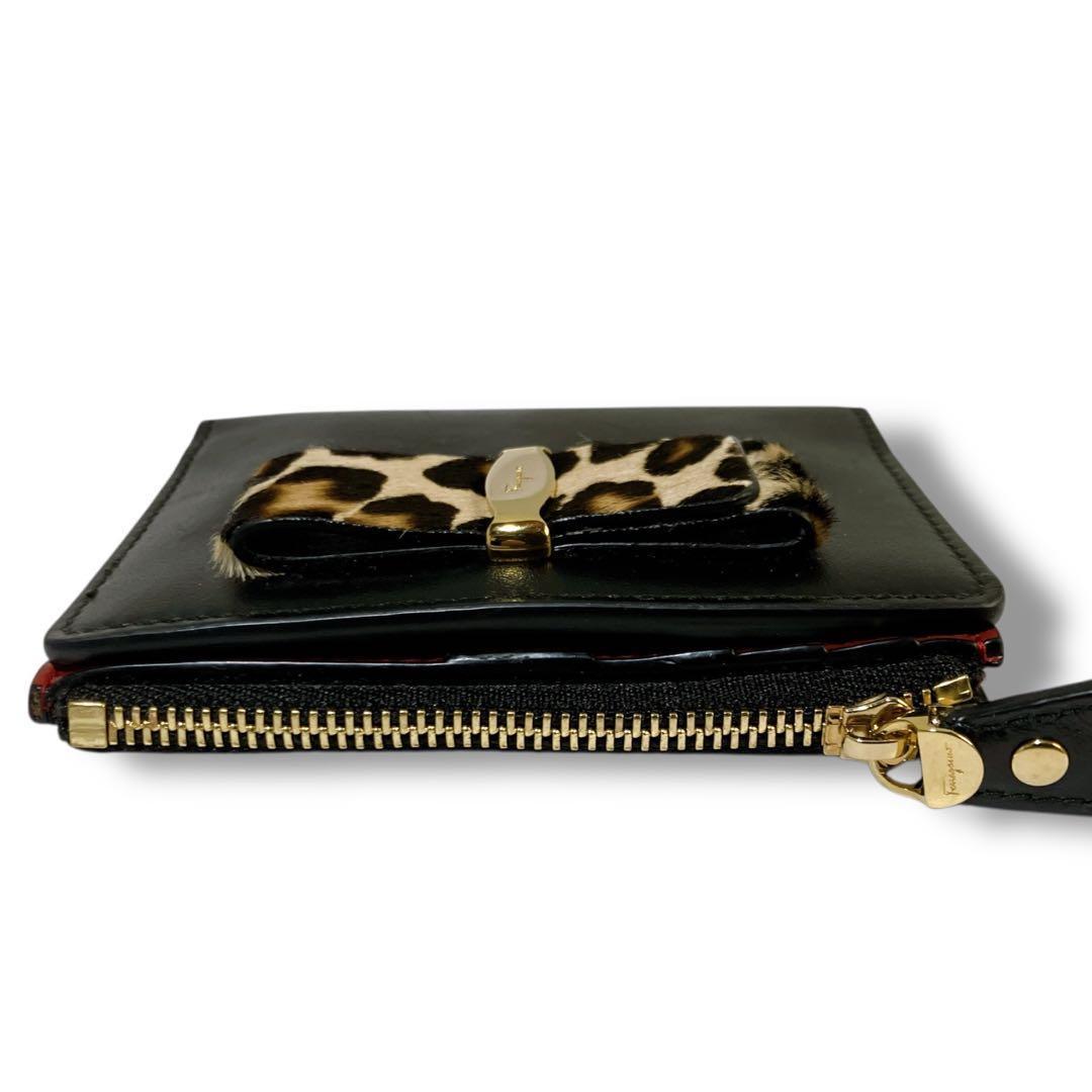 サルバトーレフェラガモ 良品 イタリア製ハラコヴァラリボン 2つ折り