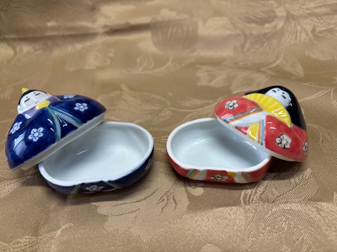 hh　有田焼お雛様珍味2個セット伯山窯２組包装&木製屛風兎絵衝立4個