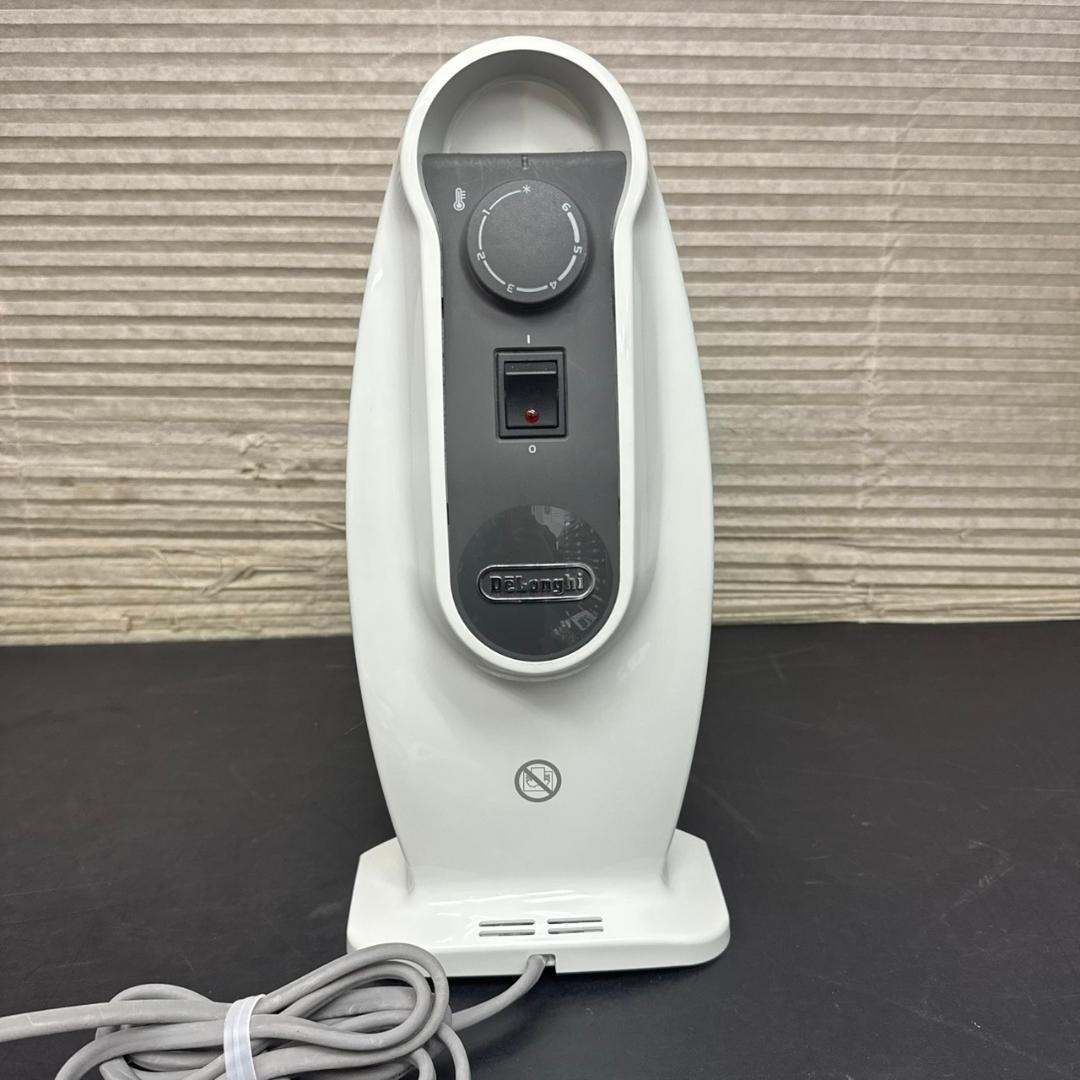☆デロンギ ミニオイルヒーター RHJ01A0505 足元暖房 DeLonghi