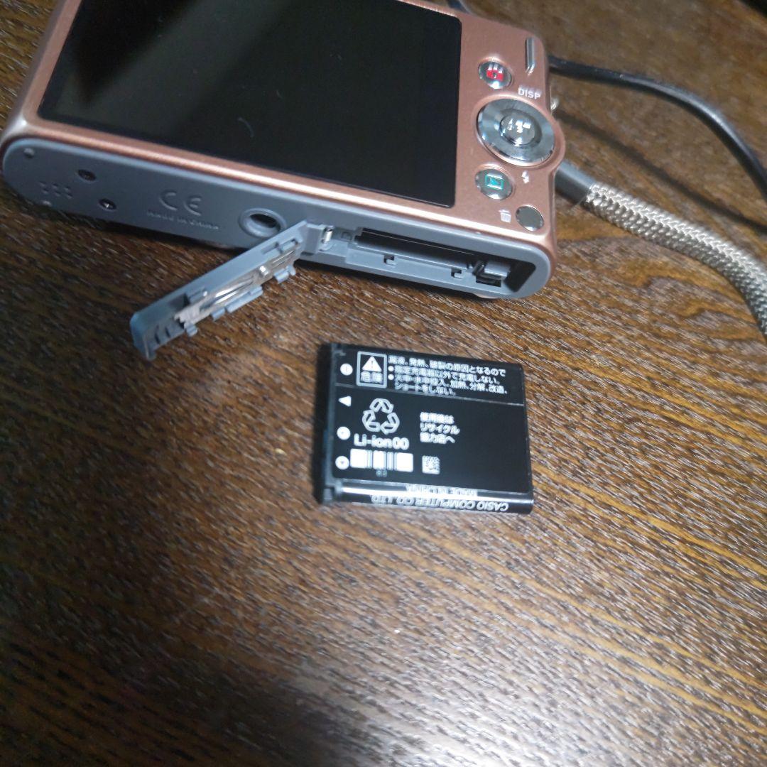 CASIO EXILIM デジタルカメラ ピンク 充電器付き(※中古品です。)