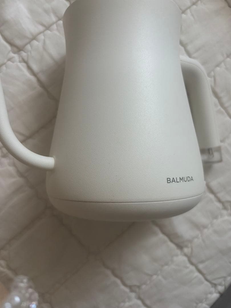 美品　バルミューダ　ケトル