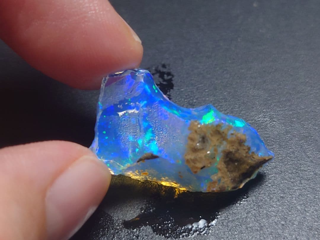 エチオピアウェロ産オパール 星空のような 鉱物標本 原石 チョーク