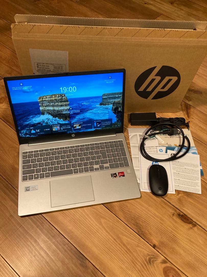 Windowsノート本体 HP Laptop 15-fc0003AU HP Laptop 15-fc0003AU 15.6インチ シルバー
