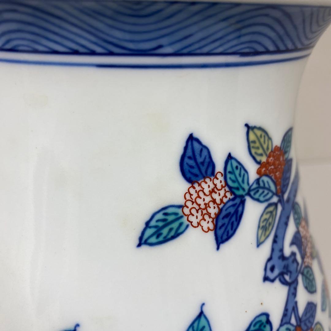 今泉今右衛門　花入　共箱　高さ約28.1㎝ タニト　東さ7-0310③