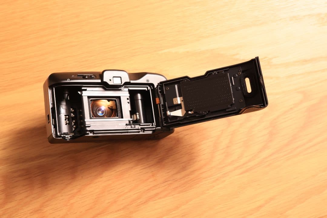 フィルムカメラ Canon Autoboy S オートボーイ フィルム電池付