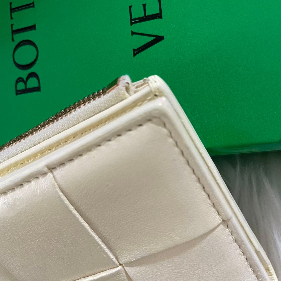 ボッテガヴェネタ カセット マキシ イントレチャート 二つ折り 財布 イエロー