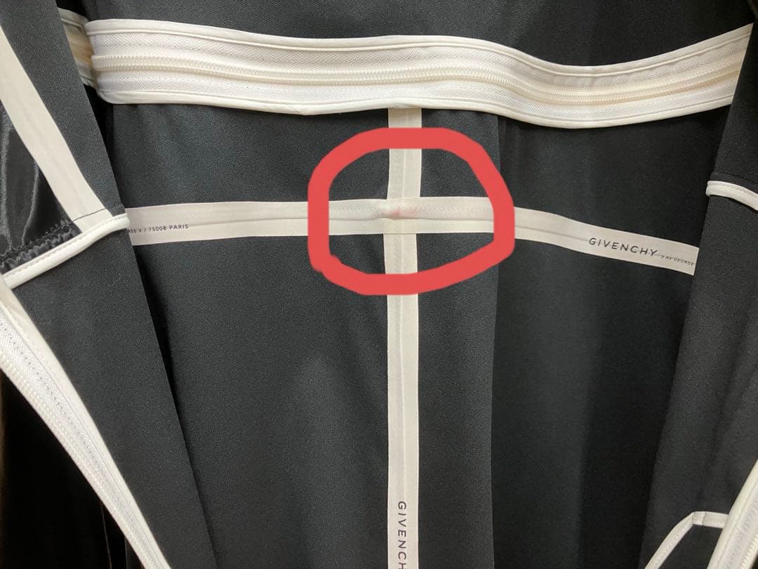 ジバンシィ GIVENCHY ベルベットエフェクト オーバーサイズコート 48