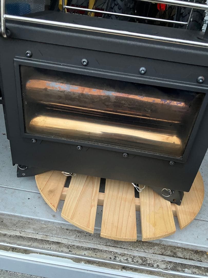 FUTUREFOX 薪ストーブ 3面ガラス　フューチャーフォックス