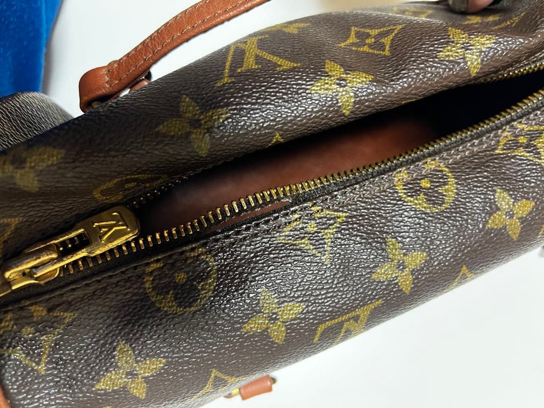 ルイヴィトン LOUIS VUITTON モノグラム パピヨン26