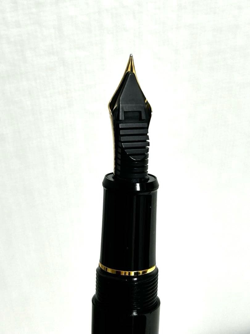 プラチナ センチュリー3776 黒 万年筆 F