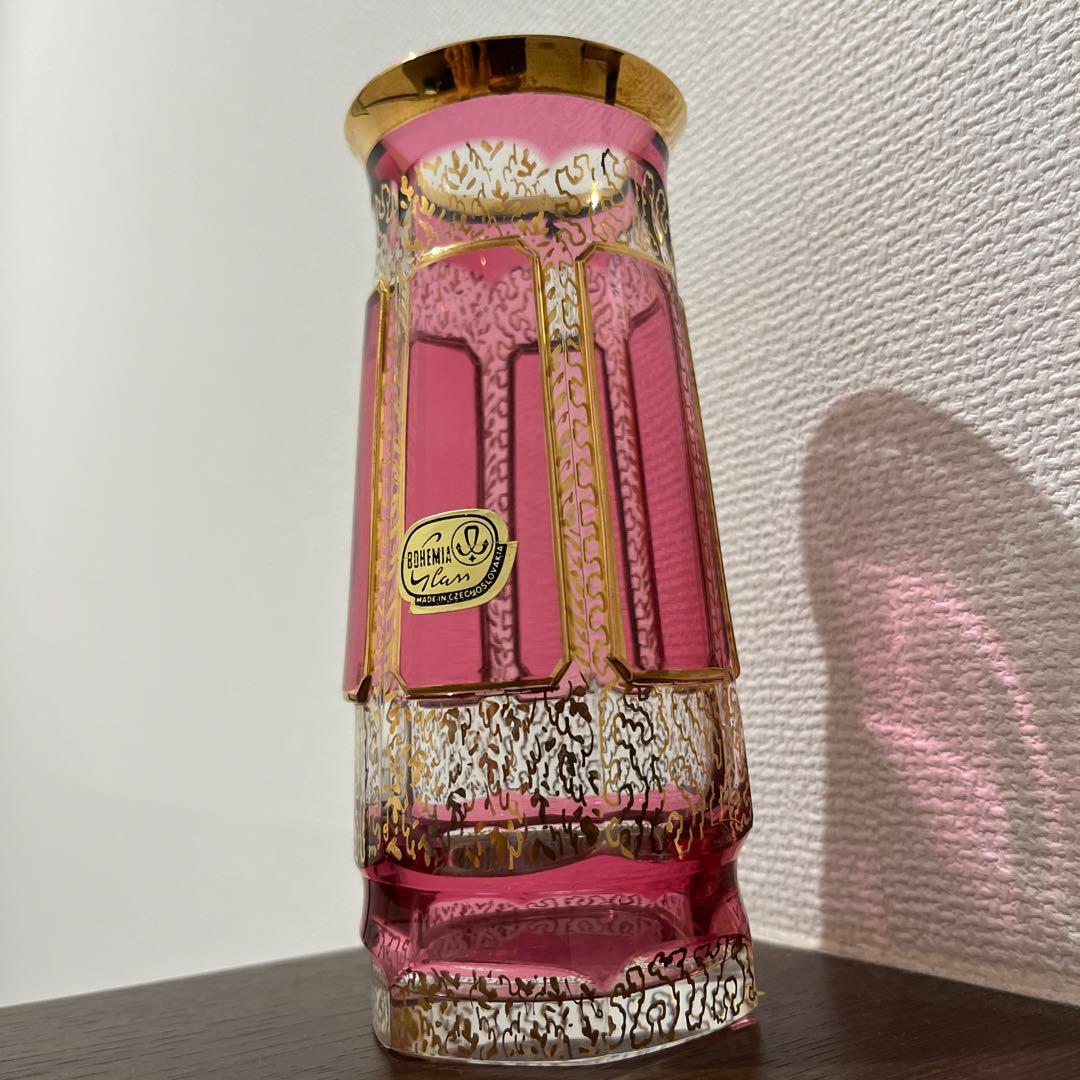 Bohemia ボヘミアガラス 金彩 レリーフ フラワーベースの通販はau PAY