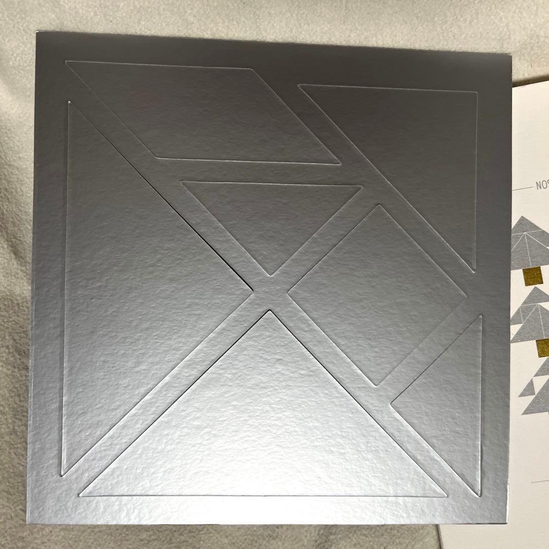 エルメス　紙製のパズル　タングラム　イヤーズギフト　ホリデー　カレデザイン