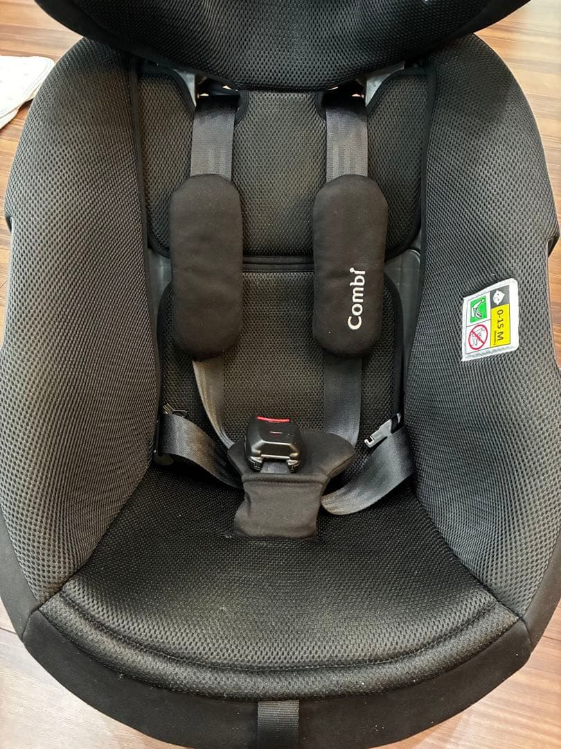 コンビ　THE S ザエス　ISOFIX ⭐️キャップ付