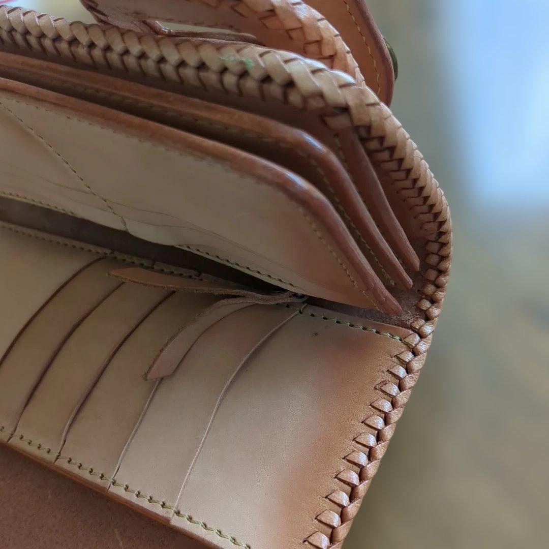 GODANEレザー編み込み長財布 ベージュ