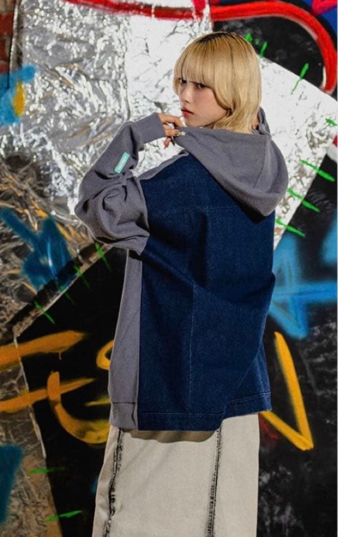 Vaundy ロゴフーディパーカー