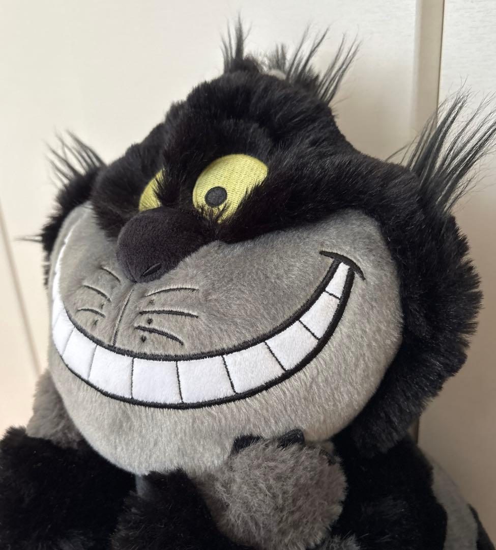 ディズニーストア チェシャ猫 ぬいぐるみ 蓄光 ブラック