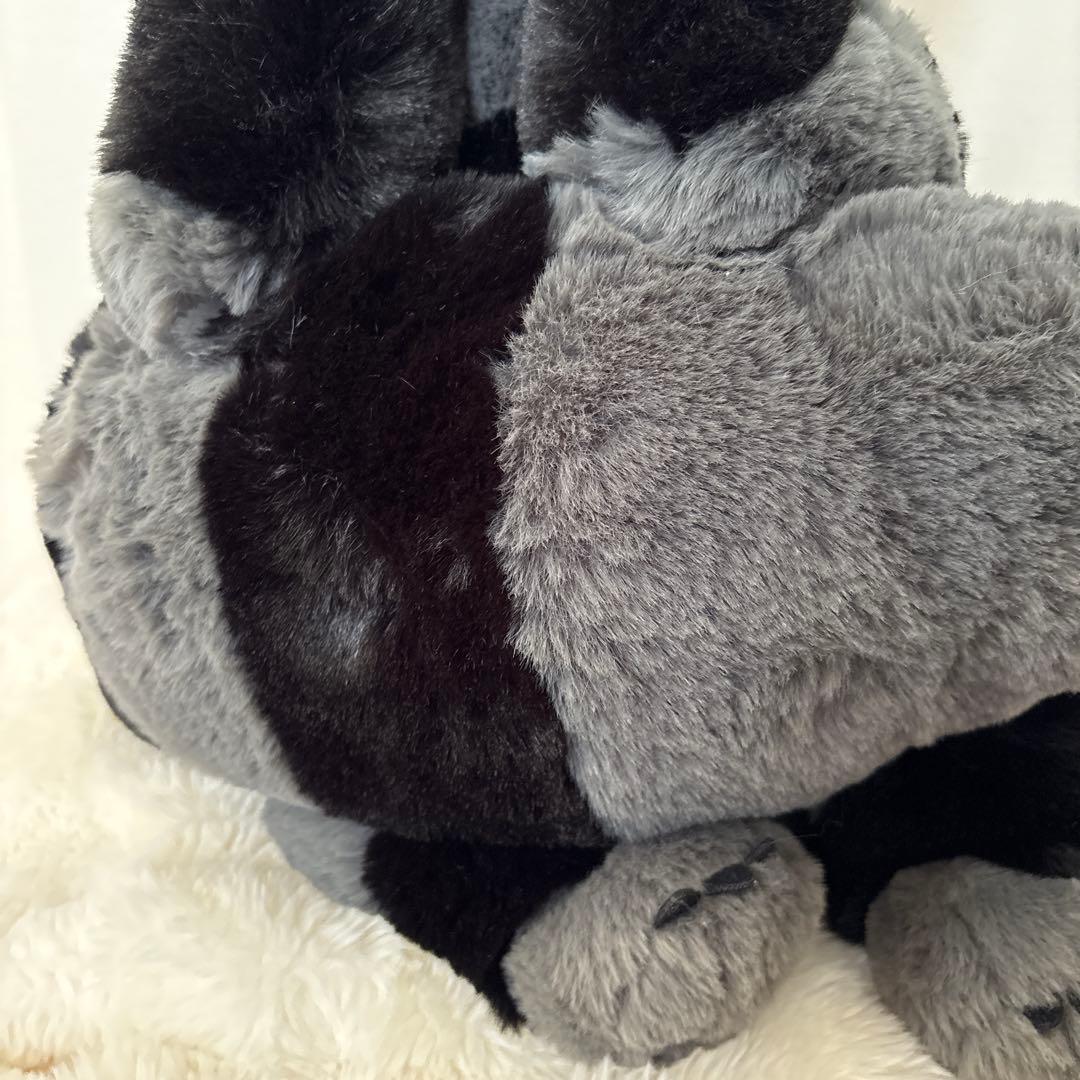 ディズニーストア チェシャ猫 ぬいぐるみ 蓄光 ブラック