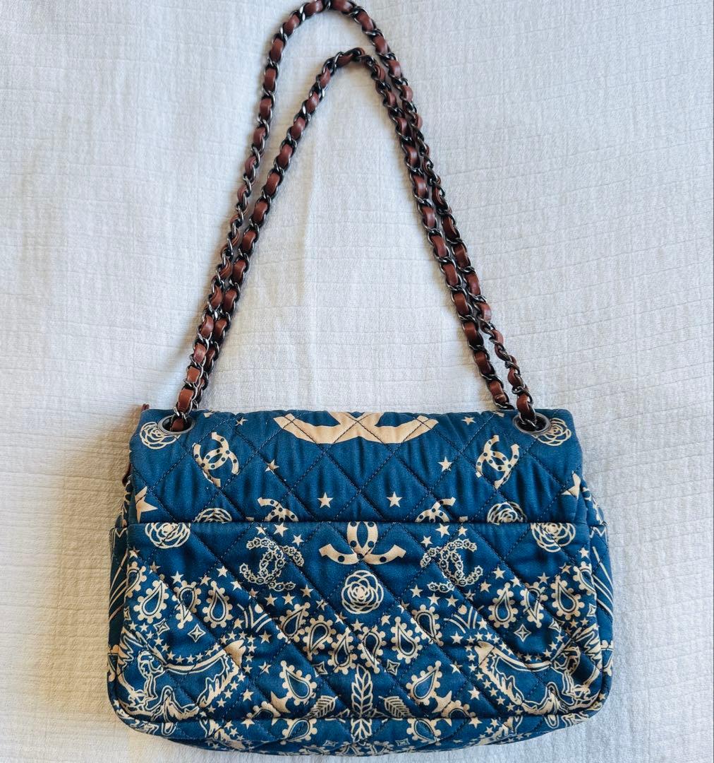 CHANEL シャネル　ショルダーバッグ ダラス　バンダナ　星　キャンバス