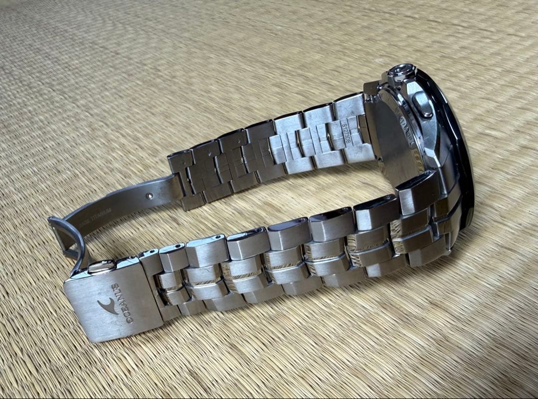 OCW-S2400E-1AJF 新品バックル中留交換済 箱 取説 予備コマ付属