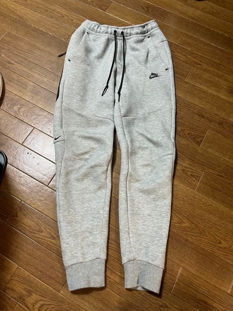NIKEテックフリースSサイズ　セットアップ