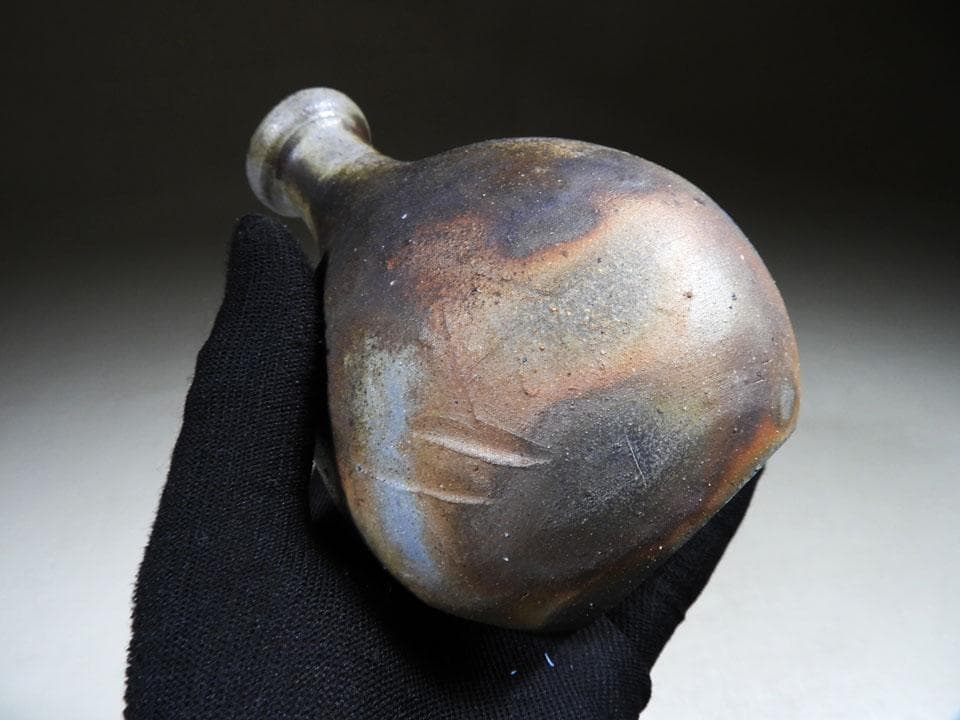 ○貴重 人間国宝 伊勢崎淳 備前焼 徳利 日本酒 栞 共布 共箱 高さ14cm