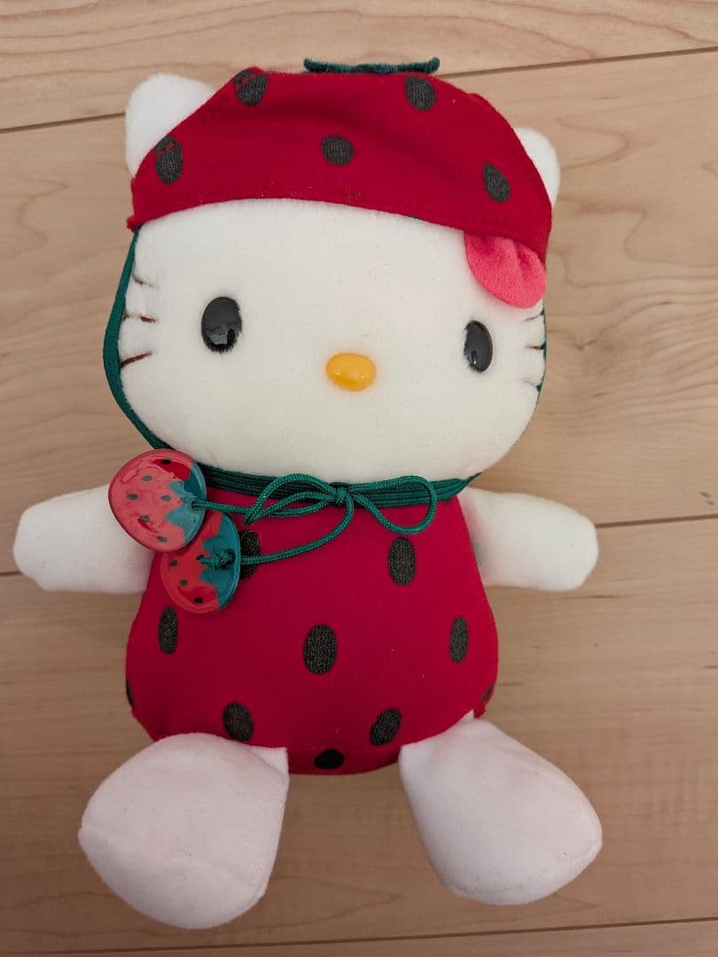 希少／いちご柄 ハローキティ／ ぬいぐるみ状態良